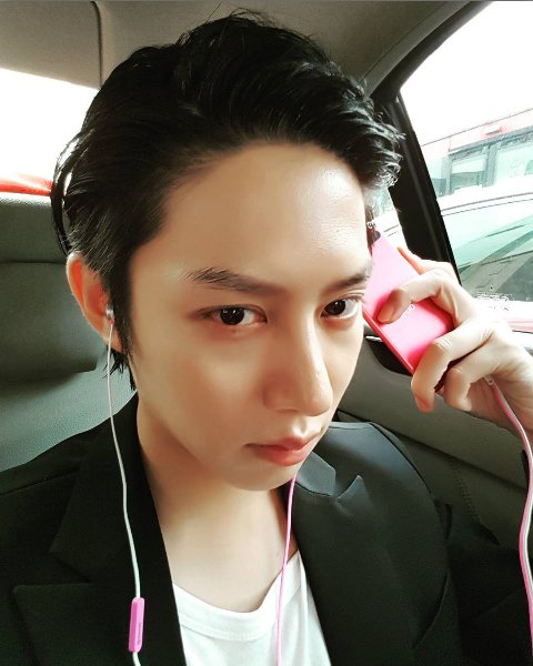 Pc The Reason Why Kim Heechul Doesn T Cut His Hair Netizen