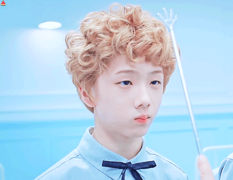 닮은꼴이 역대급으로 많은듯한 한 남돌 | 인스티즈