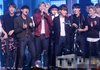 1위공약으로 무대에서 립스틱 바르는 방탄소년단 