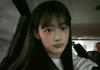 민지 앞머리 너무 기여운데