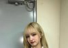 리즈 금발 진짜 개예쁘네