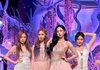 4세대 걸그룹들 데뷔 무대 의상 모음.jpg