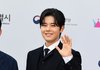 김동준, 데뷔 14년 만에 열애설 터졌다…대세 女배우와 요리하며 알콩달콩 ('런닝맨')
