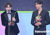몬스타엑스 셔누와 NCT 정우의 NO 포기, 디지털 콘텐츠상 수상합니다~(KBS 연예대상)[포토엔HD]