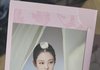제니 이짤 사극에서 바로 튀어나온 것같다...