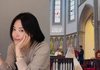 송혜교, 조용히 올린 사진 한 장…성당 결혼식서 포착