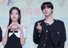 '곰신' 강나언, ❤️김우석과 눈 마주쳤나? 한참 늦은 '제발회' B컷 속 밝은 미소 [MD스타]
