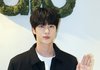 [단독]"뽀뽀가 범죄?" 경악..BTS 진 강제추행 日여성, 내년 7월 법정 선다