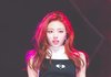 유나는 데뷔때가 더 예쁜듯