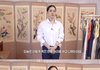 경복궁에 궁중 한복 입고 나타난 여배우