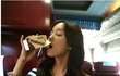 티아라 효민의 몸매자랑 사진, 포샵은 아니겠지?