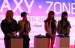 더 예뻐진 2ne1 직찍
