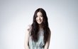 강동원, 묘령의 여인네와 함께 제주도에서 무엇을 했길래????