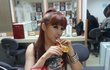 박봄, 아이라인 몇통써? 