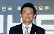 모비딕 시사회 에 참석한 수트 종결자 황정민 