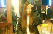 이..까만색옷..어디껀가요??