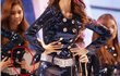 서현 손가락욕