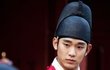 카메라 없는 데선 혼자 귀염 터지는 김수현