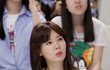 멀리서보면 "현아"