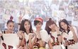 궂은 날씨에도 "EXID" 컴백 쇼케이스에 많은 팬들 모였어요~