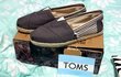 Toms 신발의 숨겨진 이야기 