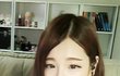 이 머리색깔 무슨색인가요??