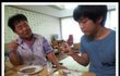 저희 사랑하는 아빠를 소개합니당ㅋ
