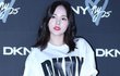 화장에 과욕 좀 부린 것 같은 민효린