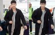한류스타인 김수현 은근~스니커즈 마니아??