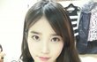 셀카잘찍는 아이유 