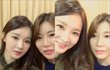 강민경 최근 셀카, 얼짱시절 떠오르네..