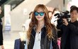 등장부터 시선 압도하는 소시 유리 핫팬츠 패션