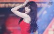 현아 걸그룹중에선 얌전하게 입은편아님?