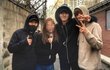 몰래 자원봉사하는 엑소
