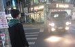 횡단보도서 담배피우는 쓰레기(사진)