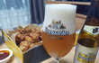 푹푹 찌는 더위에는 치맥이 짱입니다.