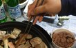 혼밥 혼고기 혼빵 혼술 인생 혼자다 씁다