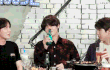 술 싫어하는 뷔의 소주 따는 스킬 gif