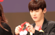 황민현 팬싸 가면 진짜 이래?