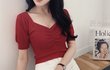 이거 옷 너무 파인거 같아??