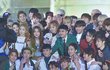 근데 선생님도 너무 어리면 안되는듯