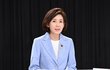 울먹인 나경원 "나 핍박받을 때 같이 싸웠나?"