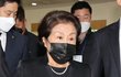 이순자 여사, 노태우 전 대통령 조문…"전두환 함께 못 와 죄송"