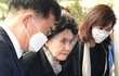 노소영 손잡고 영결식 참석…김옥숙 여사, 끝내 눈물 흘렸다