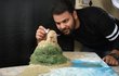 포토샵 대신 선택한 '수작업'