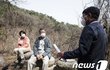 문재인 대통령, 북악산 남측 탐방로 산행