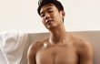 랩몬스터vs손흥민 둘중 누구랑 결혼할래?