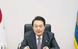 싸가지 없게 생긴 대통령이 문재인대통령보다 못해 탄핵좀 하자