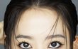 박보영이 화보를 통해 낯선 얼굴을 담아냈다.
