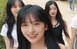안유진도 진짜 너무 예쁜데